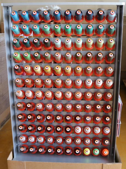 Bilde av Salgsdisplay for Serafil , 100 eller 240 farger